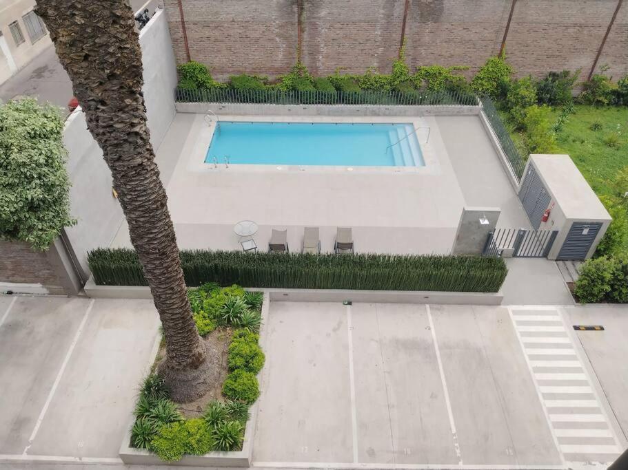 Luminoso Y Lindo Depto Con Balcon Apartamento Santiago